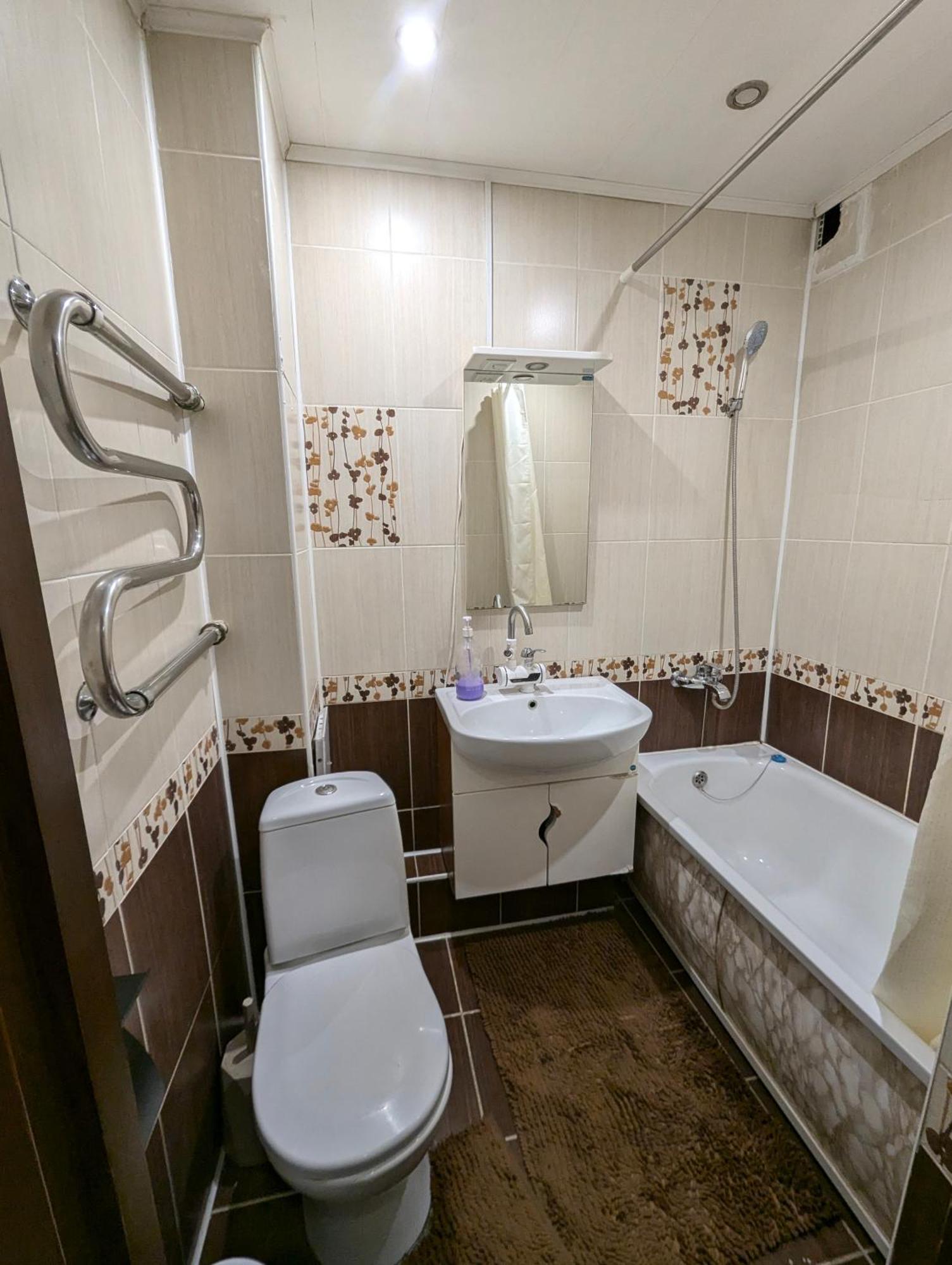 1 Комнатная Квартира Uralsk Eksteriør billede